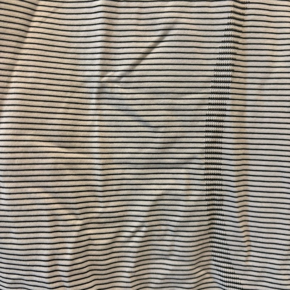 Lululemon Swiftly Tech 2.0 Tank Top in Tempo Stripe Black/White Size: 2 - Picture 7 of 9